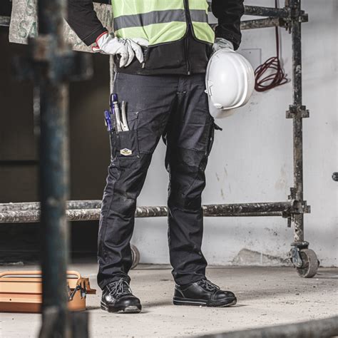 What to Look for in Flame-resistant Mascot Technician Trousers